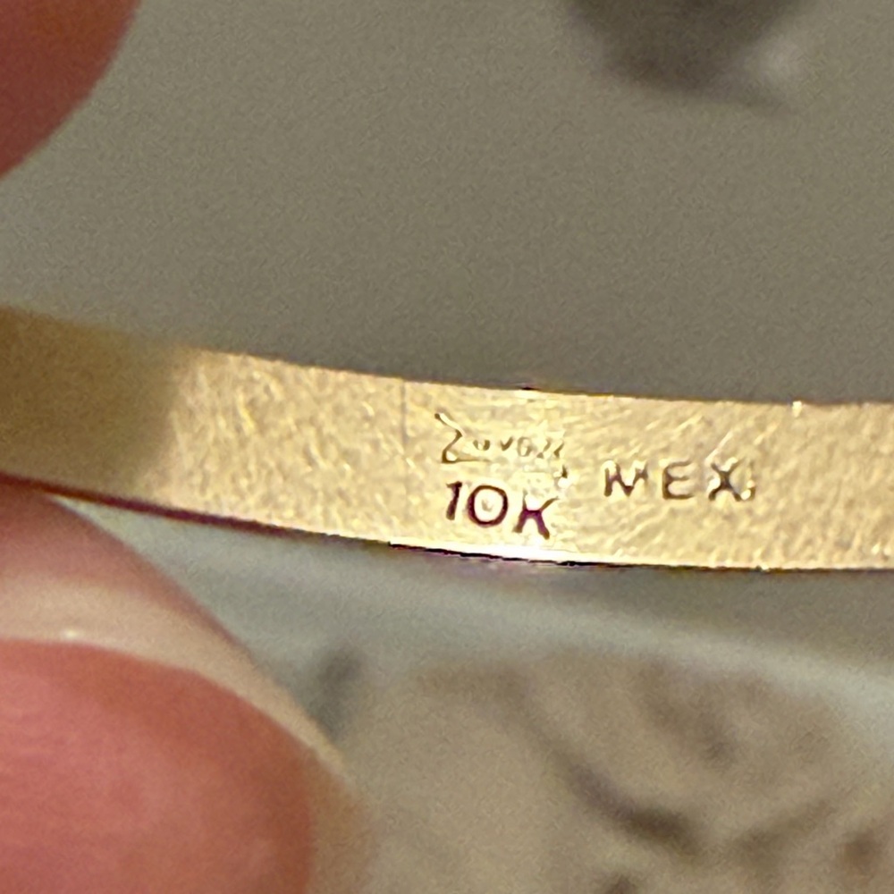 10k Solid Gold Star-Patterned Bangel Bracelet - image 2